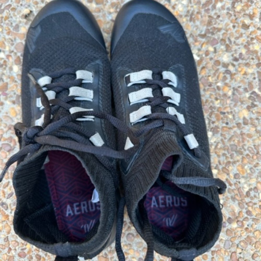 Varsity Aeros Elite Black Cheer Shoes Size 8.5 Gem